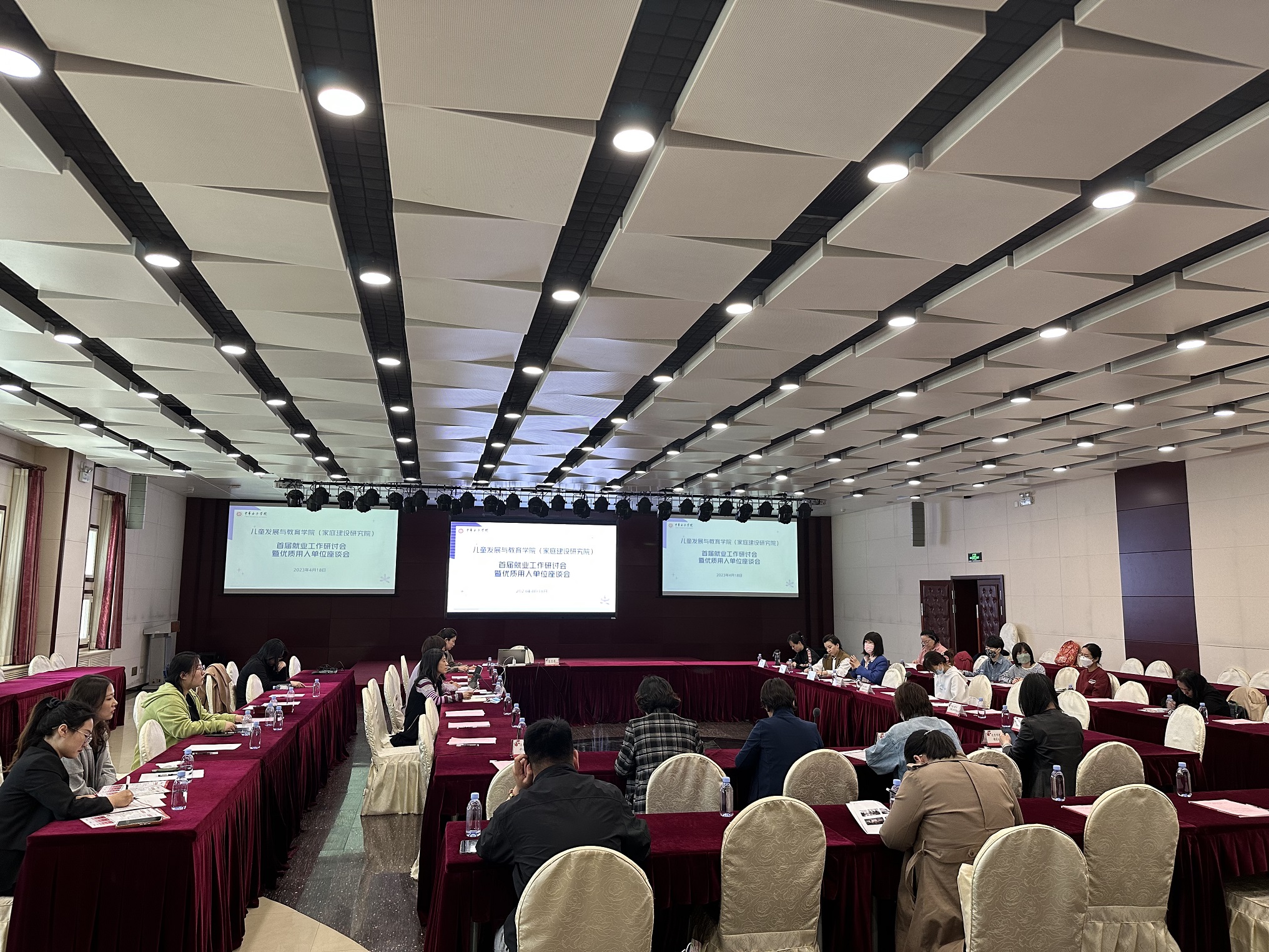 4a49ecb2faac4f6890d792f4ecc21847.jpg 4a49ecb2faac4f6890d792f4ecc21847.jpg